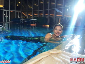 众星水下拍照郑欣宜变美人鱼谢安琪似仙子